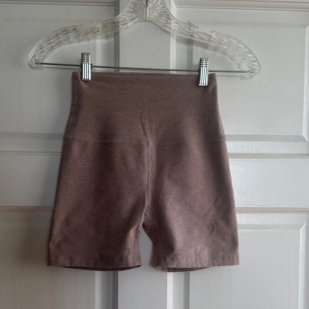Beyond Yoga 5” Keep Pace shorts - Picture 5 of 10
